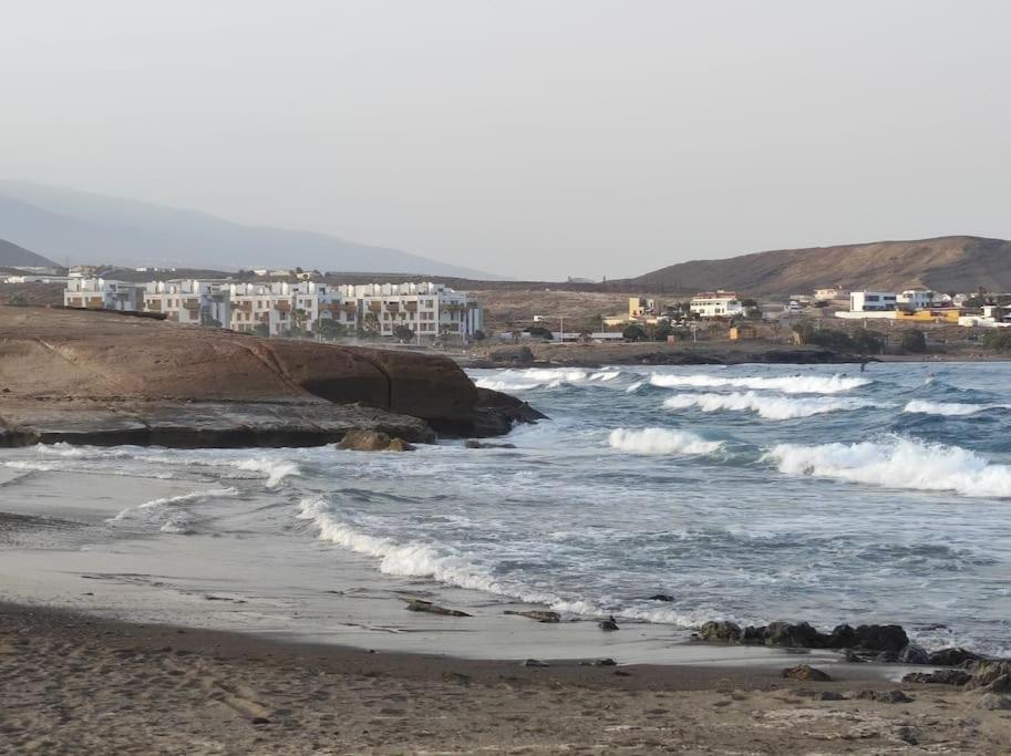 El Medano Beachfront Triplex Penthouse With Pool, Rooftop, Sea View Exterior foto