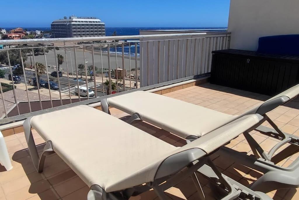 El Medano Beachfront Triplex Penthouse With Pool, Rooftop, Sea View Exterior foto